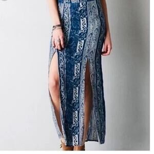 American Eagle Blue & Cream Double Slit Maxi Skirt Boho Indie Size 2